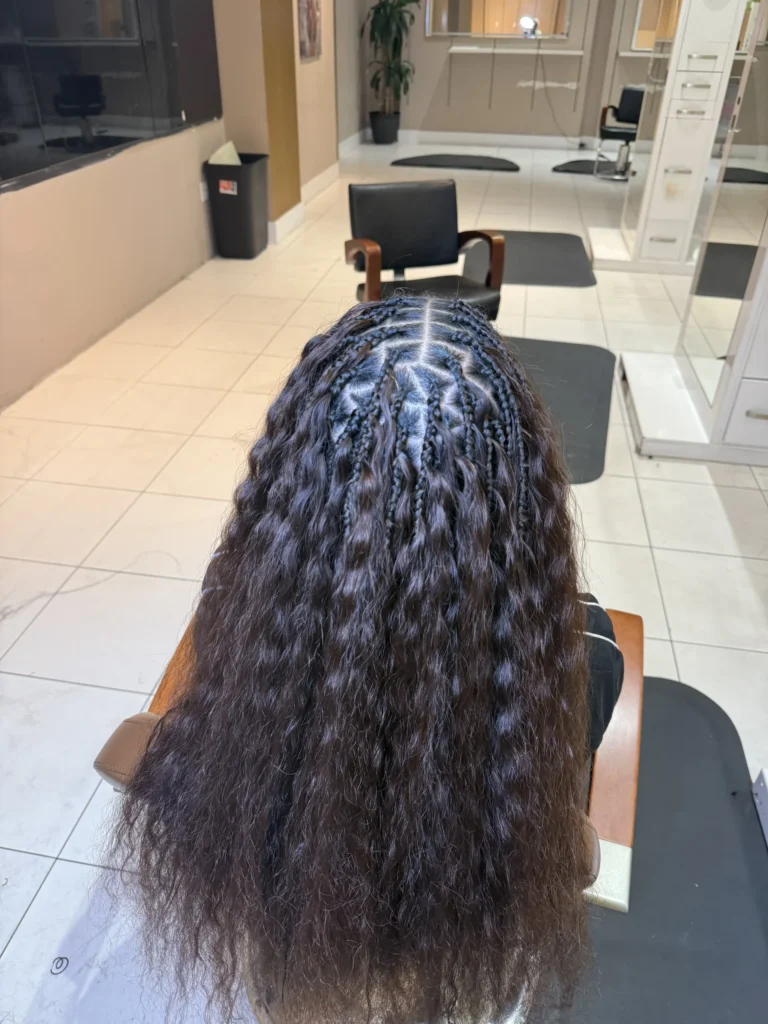 bora bora locs braids rosi har braiding 01 scaled.webp