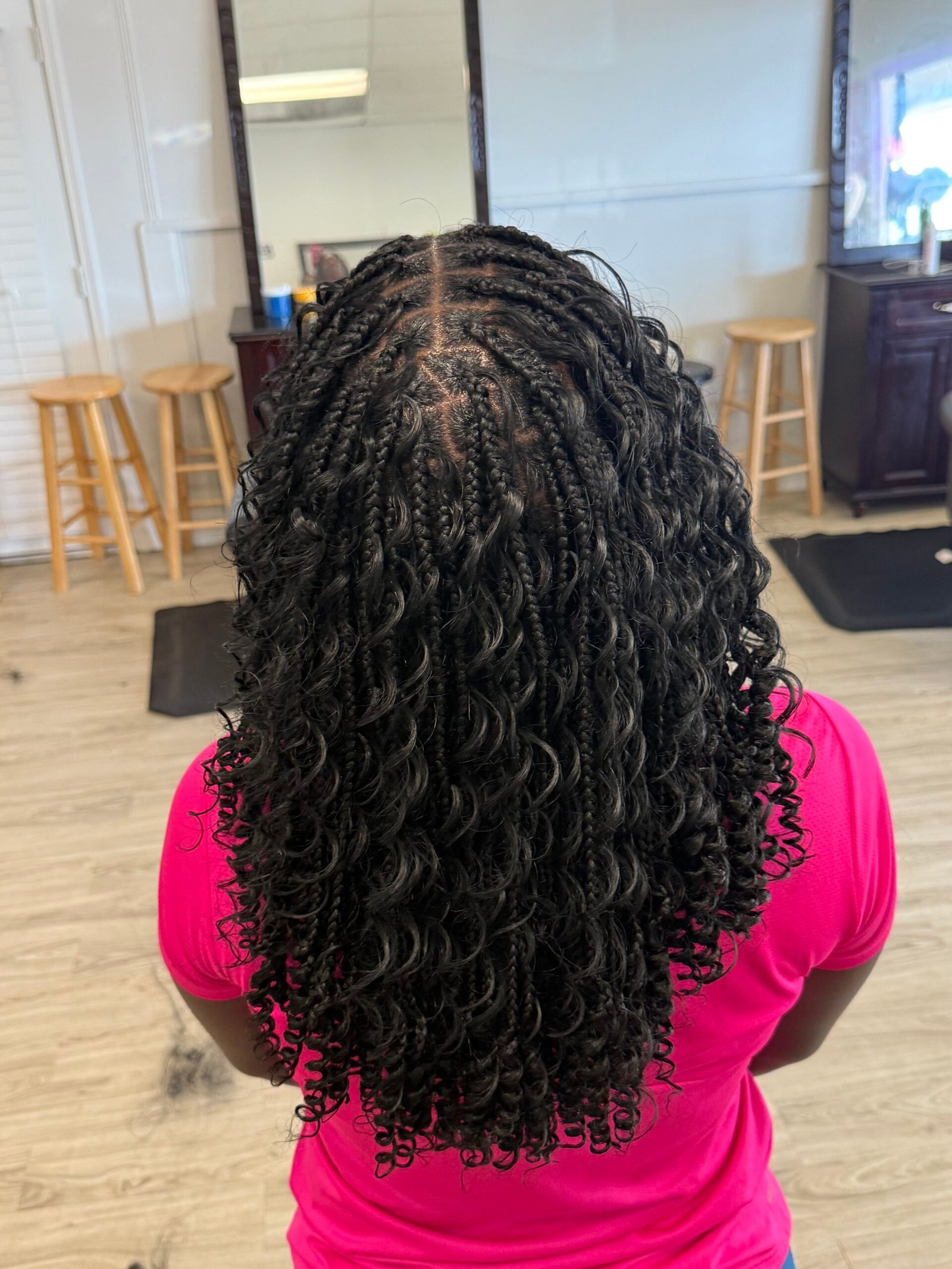 knotless boho bob rosi hair scaled.jpeg